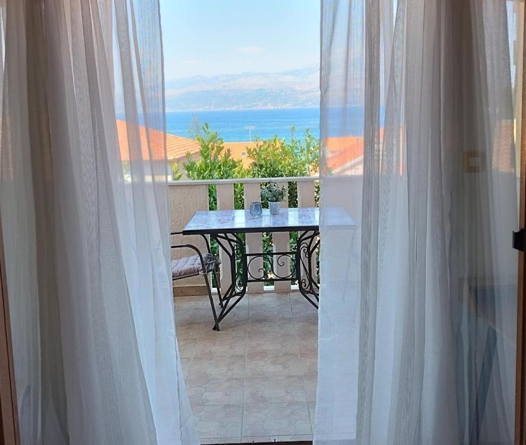 Apartman Mediterraneo Supetar Dış mekan fotoğraf