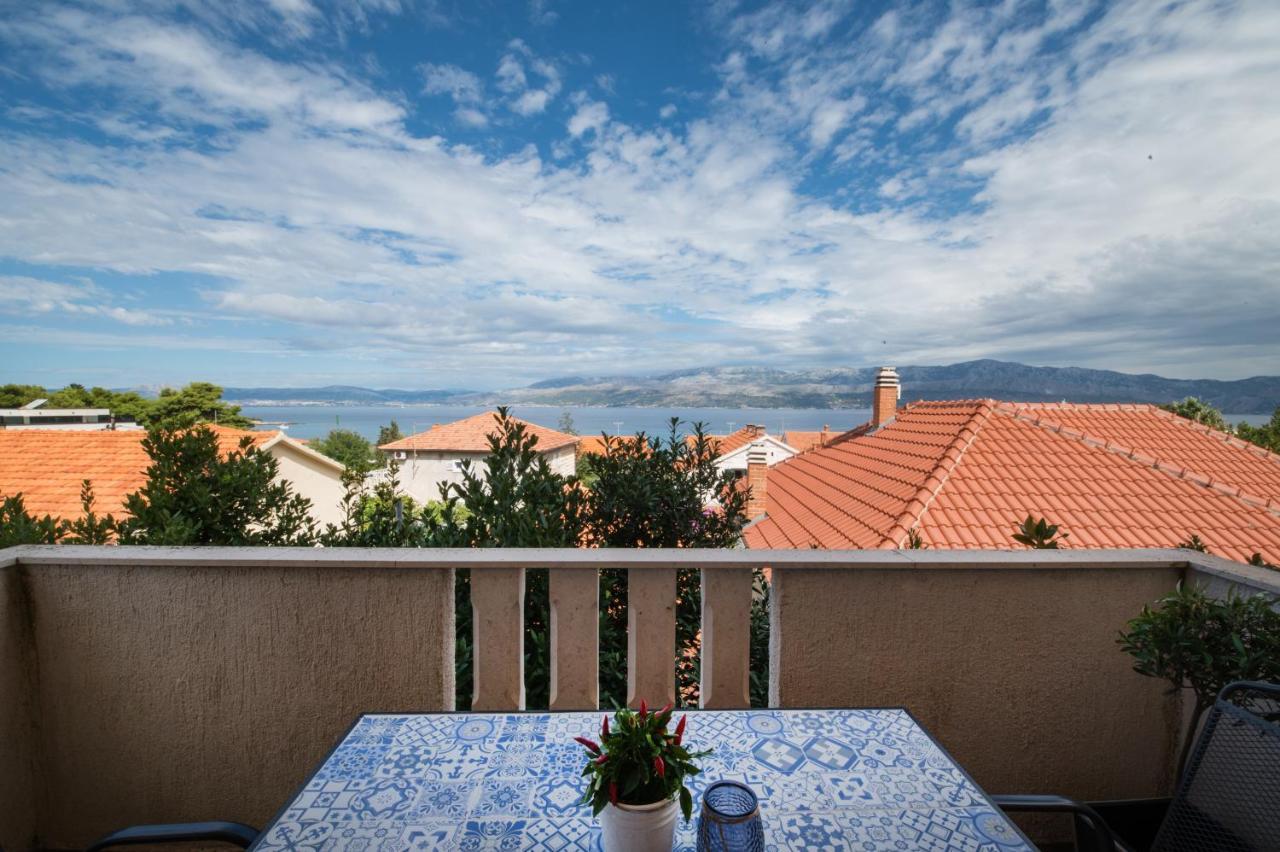 Apartman Mediterraneo Supetar Dış mekan fotoğraf