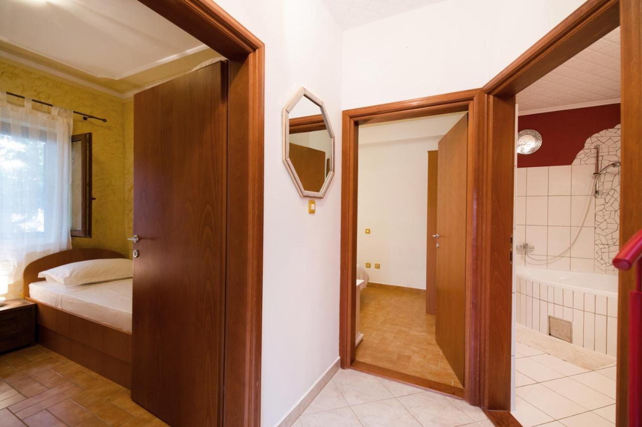 Apartman Mediterraneo Supetar Dış mekan fotoğraf